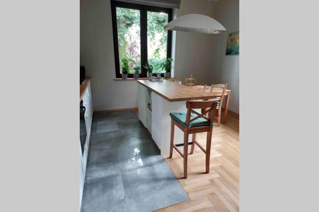Hidden Gem Garden Apartment คราคูฟ ภายนอก รูปภาพ